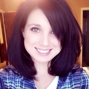 Meet your Posher, Aletha